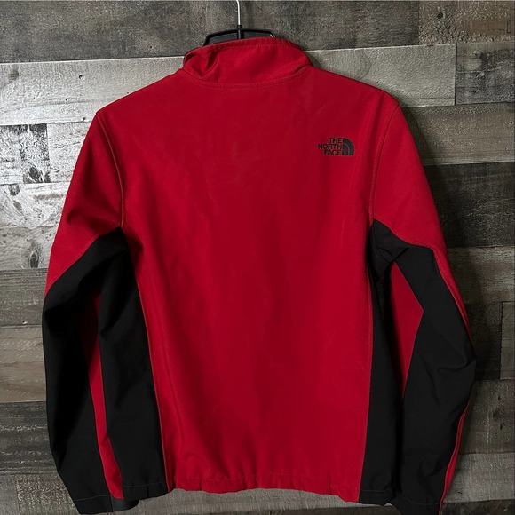 SOLD The North Face Chromium Apex Thermal Jacket Mens Medium - Picture 3 of 4
